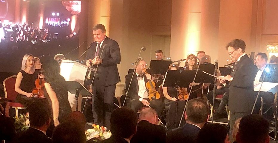 Asociaţia Municipiilor din România primarul Mircia Gutău face parte din Comitetul Director