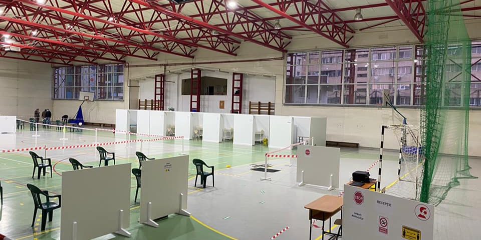 Primaria Ramnicu Valcea a finalizat amenajarea celor 5 centre de vaccinare anti COVID din municipiu