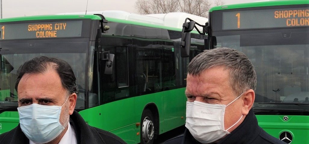autobuze Mercedes Benz achizitionate cu fonduri europene au ajuns la Ramnicu Valcea