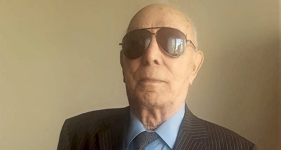 Primaria Ramnicu Valcea l-a premiat pe domnul Oscar Szavuj la implinirea varstei de 100 de ani