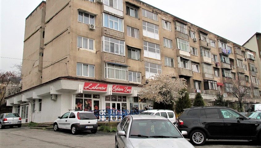 Intrarea în Râmnicu Vâlcea - prin zona Troianu, în plin proces de transformare